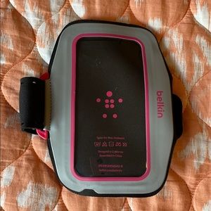 Belkin iPhone 8 arm band